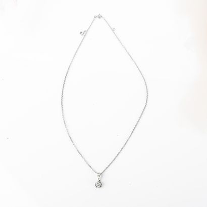 Pendant in 18-carat (750 thousandths) white...
