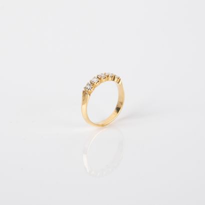 Half wedding ring set with 5 modern-cut diamonds,...