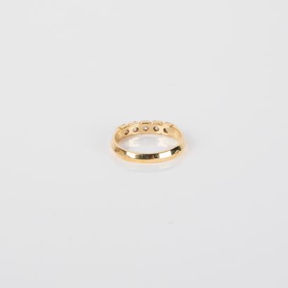 Half wedding ring set with 5 modern-cut diamonds,...