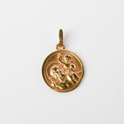 Médaille religieuse en or jaune (750 millièmes)...