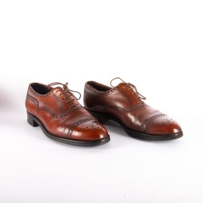 WESTON
Paire de chaussures derbies en cuir...