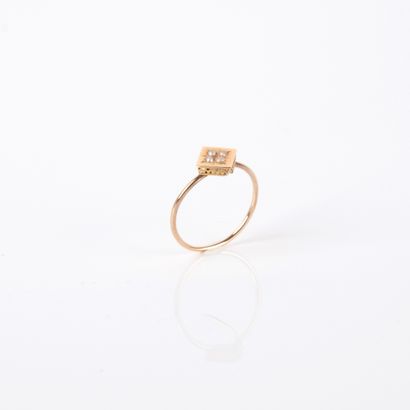 Antique ring with square motif adorned with...