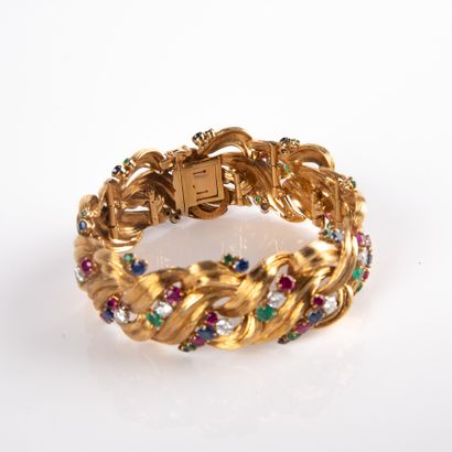 From the House of BOUCHERON
Half-set 