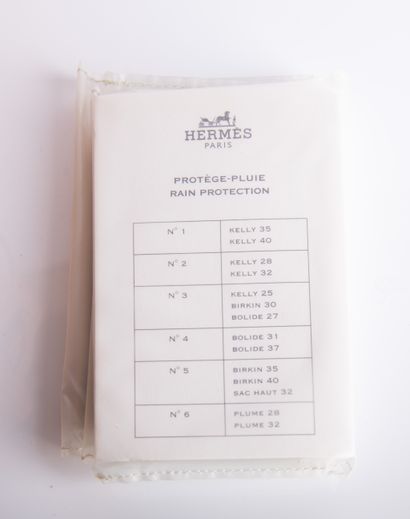 HERMES
Birkin bag 40 in fawn crocodile (Crocodylus...