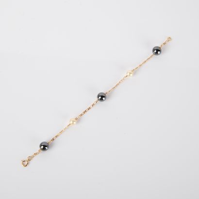 Bracelet in yellow gold (750 thousandths),...