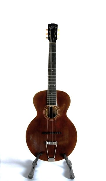GIBSON - Guitare acoustique L -1 

Marque...