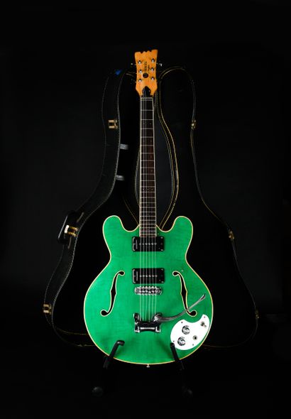 MOSRITE - Guitare électrique CELEBRITY II...
