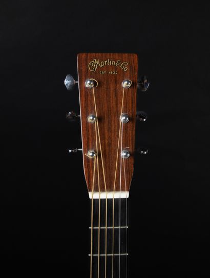 MARTIN - Guitare folk électro-accoustique...