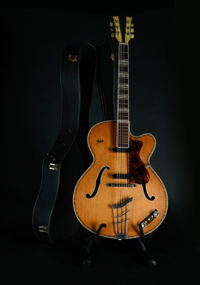 HOFNER - Guitare électrique 463 –S E2

Marque...