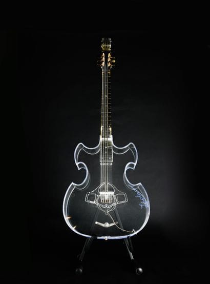 LAPLANE (Luthier) - GUITARE TRANSPARENTE...