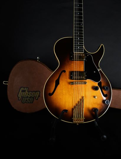 GIBSON - guitare électrique HOWARD ROBERTS...
