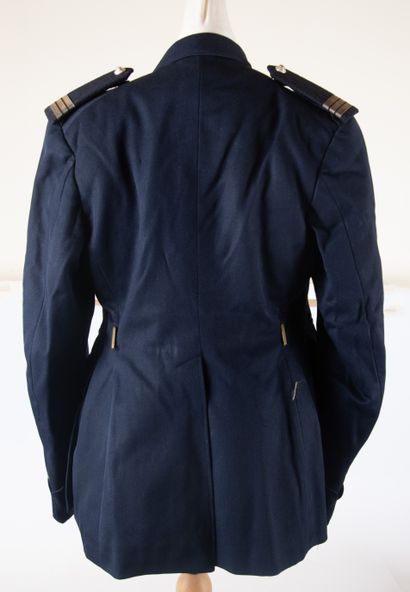 1939 model jacket for a captain in the 91st...