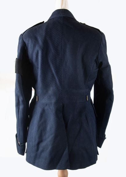 Officer's eaglet collar jacket of the 91st...