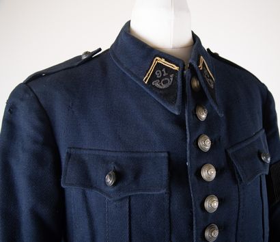 Officer's eaglet collar jacket of the 91st...