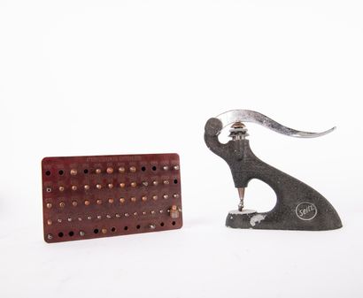 SEITZ
Metal rivet bracket in box with pushers
(some...