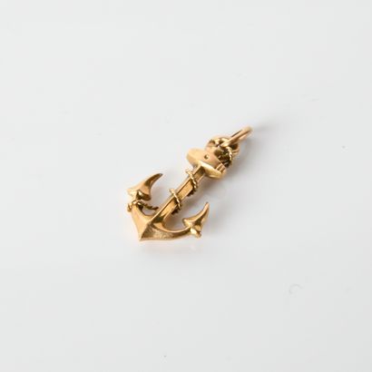 Pendant in 18-carat yellow gold (750
featuring...