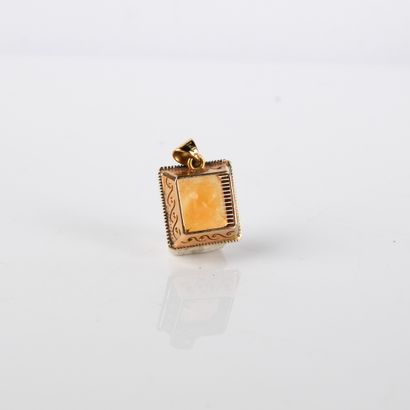 Square pendant in 14K (585 thousandths) yellow...