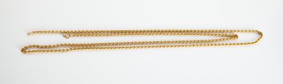 Long yellow gold chain with worked links
Length:...