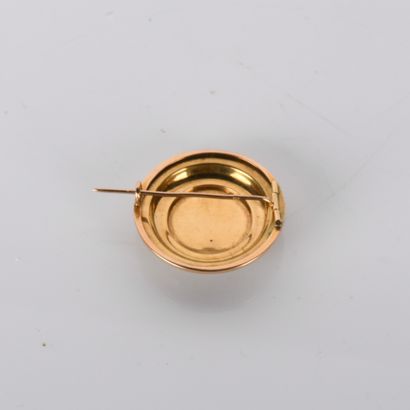 Round brooch from the Napoleon III period,...