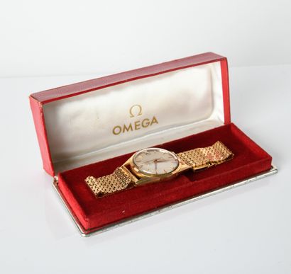 OMEGA
Men's watch bracelet from the house
Omega,...