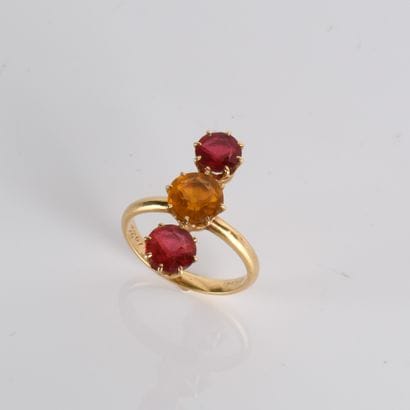 Ring in 18-carat yellow gold (750
stones,...