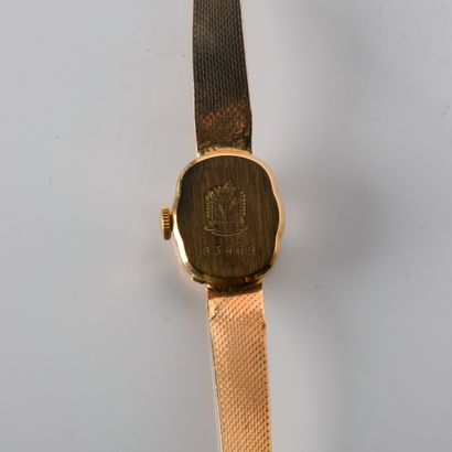 LIP
Ladies' wristwatch in 18-carat yellow...