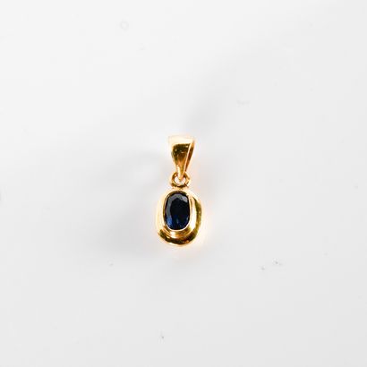 Meeting of a pendant and a ring in gold (750°/00)...