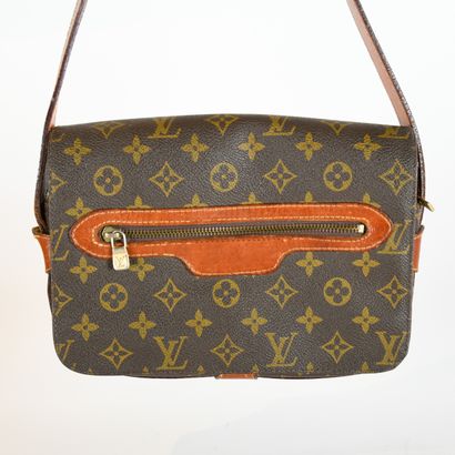 LOUIS VUITTON. Saint-Germain