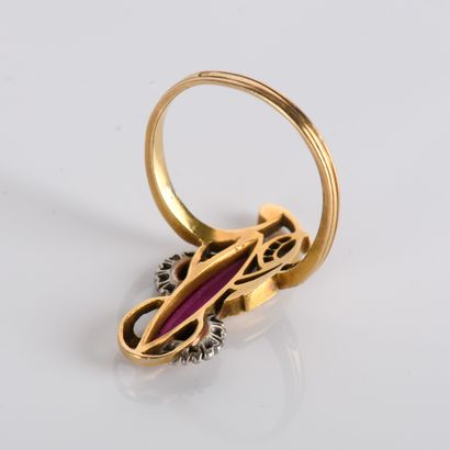 Floral ring set with a red imitation stone
stone,...