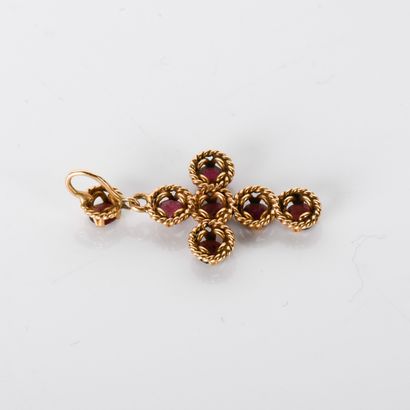 Cross in 18-carat (750 thousandths) yellow...