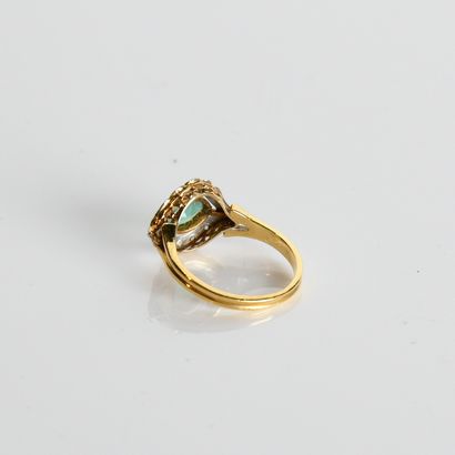 Ring in 18-carat yellow and white gold (...