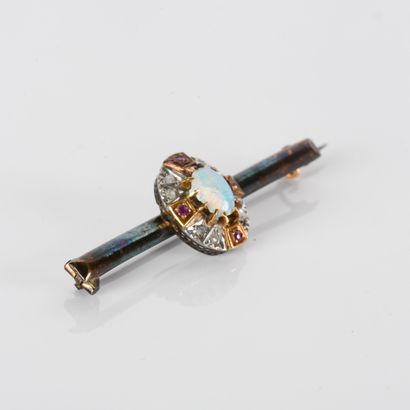 Brooch in 18-carat yellow gold (750
millies)...