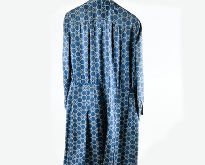 HERMES. Silk maxi dress (100%) with white...