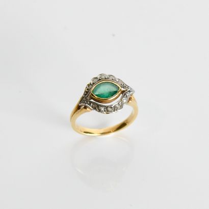Ring in 18-carat yellow and white gold (...
