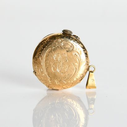 Collar watch in 18-carat yellow gold ( 750
milliémes)...