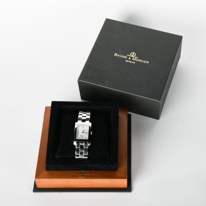 BAUME ET MERCIER
Ladies' watch in steel 
Rectangular...