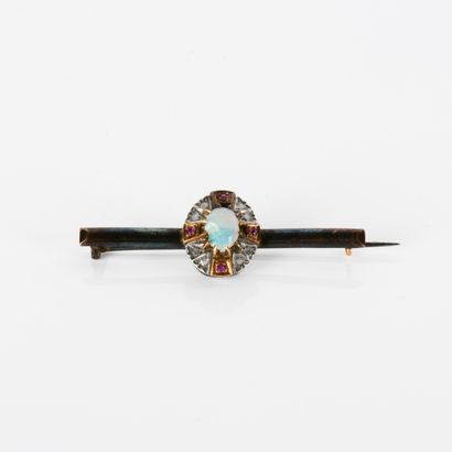 Brooch in 18-carat yellow gold (750
millies)...