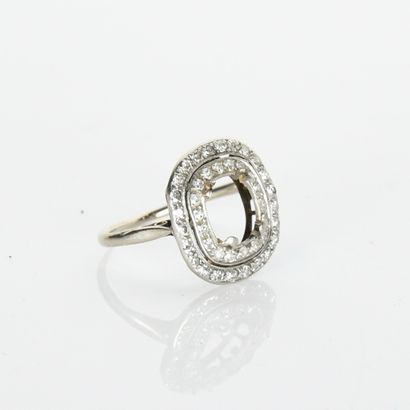 White gold and platinum ring setting with...