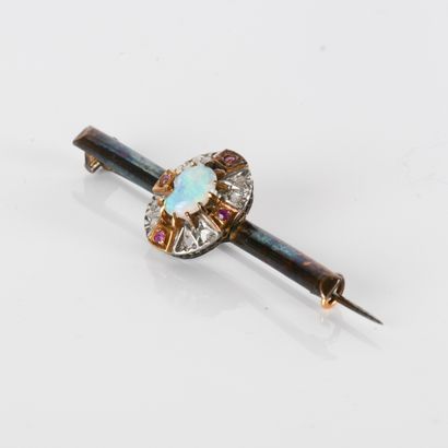 Brooch in 18-carat yellow gold (750
millies)...