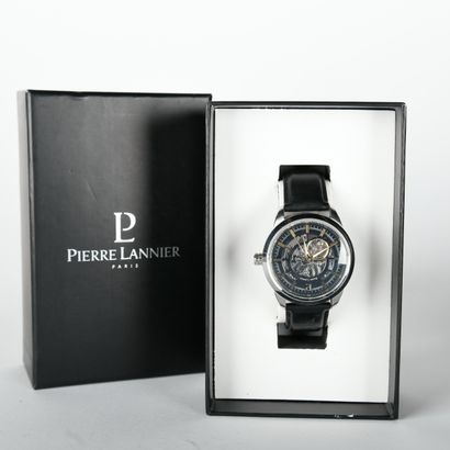 Pierre LANNIER
Men's steel skeleton watch...