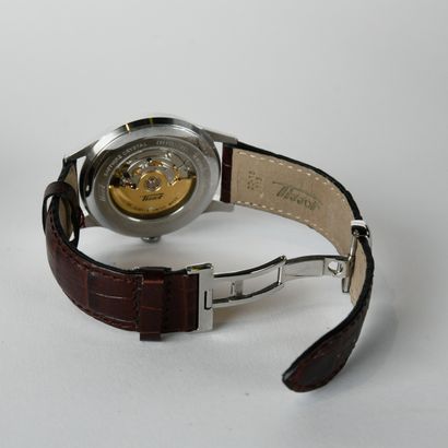TISSOT
Visodate model
Men's watch in steel...