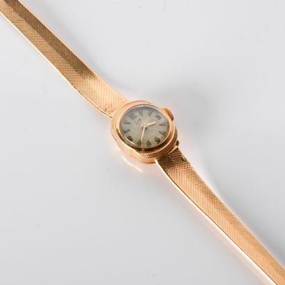 LIP
Ladies' wristwatch in 18-carat yellow...
