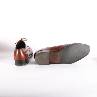 WESTON
Pair of brown leather derbies 
Approx....