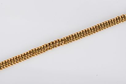 Hollow American link bracelet in
18-carat...
