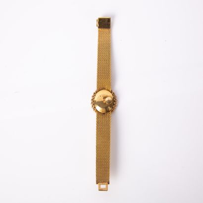 VACHERON CONSTANTIN
Oval ladies' wristwatch...