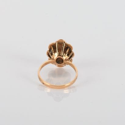 Ring in 18-carat yellow gold (750
millies)...