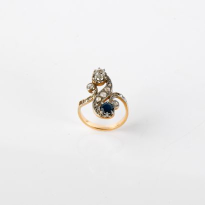 toi et moi ring in 18-carat (750 thousandths)...