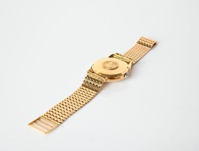 OMEGA
Men's watch bracelet from the house
Omega,...