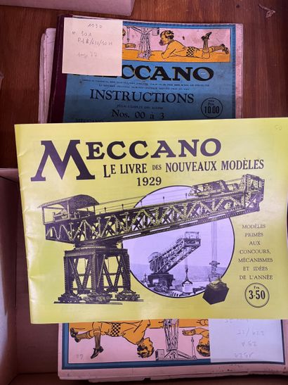 MECCANO
Important collection of magazines...