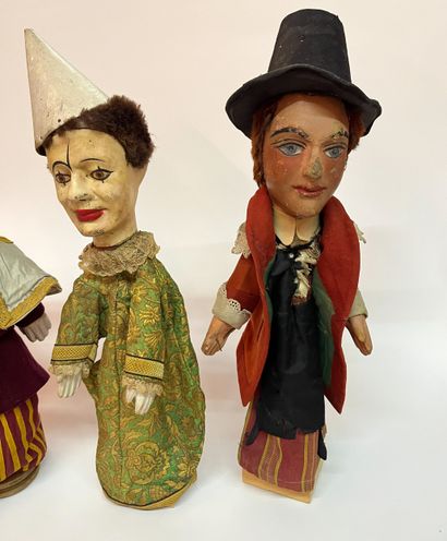 Set of 4 theater puppets. Guignol, professional...
